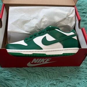 Nike Kids Green and White Low-Top Sneakers